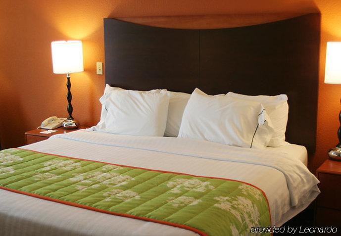 Comfort Inn & Suites Olathe - Kansas City Стая снимка