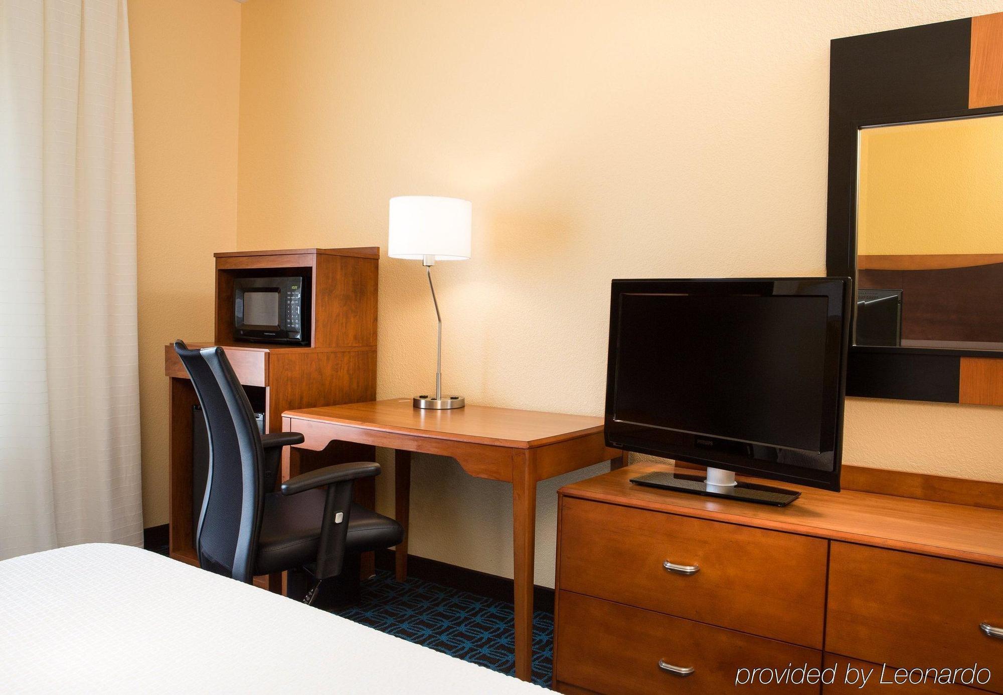 Comfort Inn & Suites Olathe - Kansas City Екстериор снимка